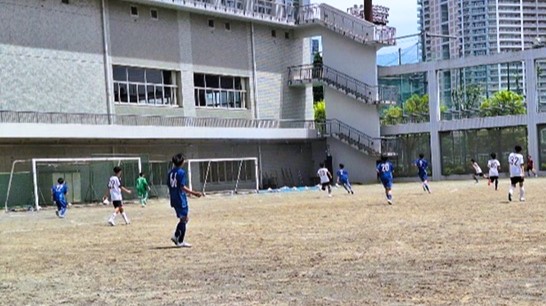 2510081　サッカー部体験部活動11　本文